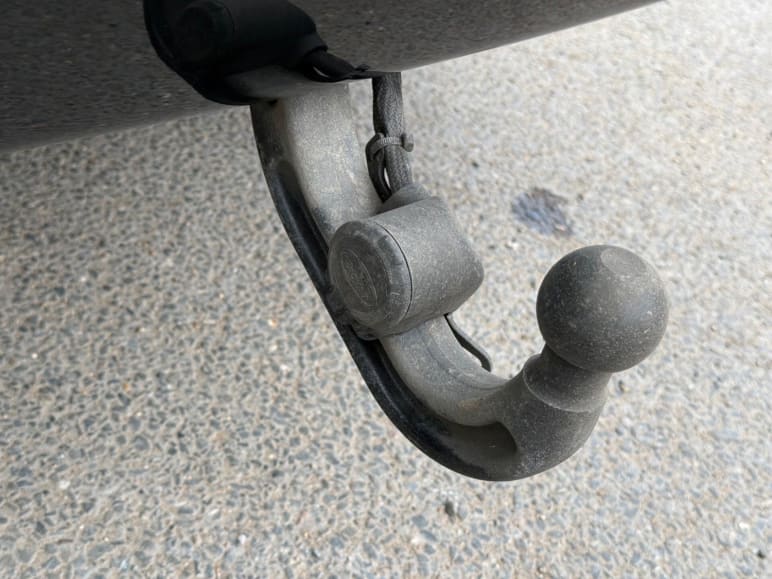 METROPOLITAN EDITION - TOW PACK - ONE OWNER - CARPATHIAN GREY