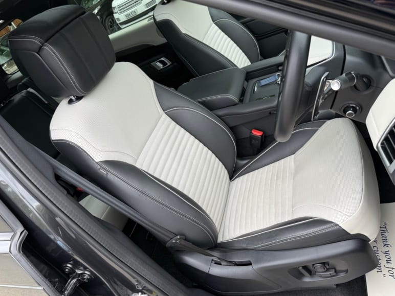 METROPOLITAN EDITION - TOW PACK - ONE OWNER - CARPATHIAN GREY