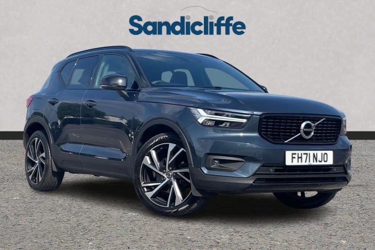 VOLVO XC40