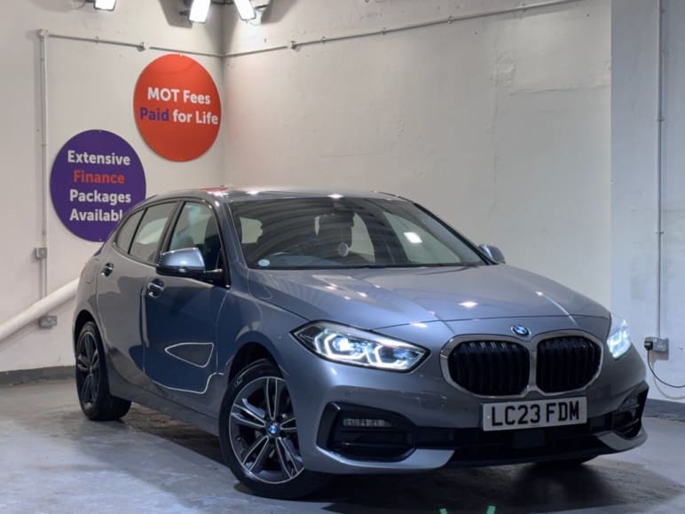 BMW 1 SERIES