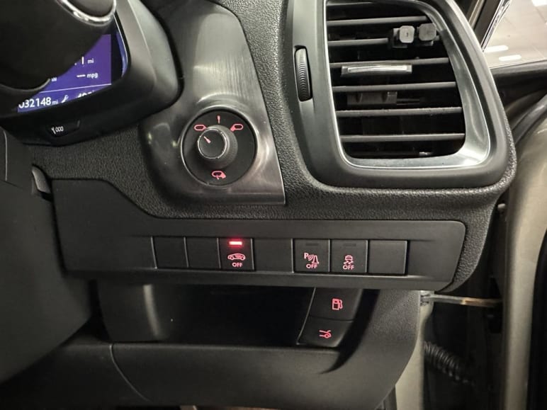 2.0 HDi DSport Hatchback 5dr Diesel Auto Euro 5 (1