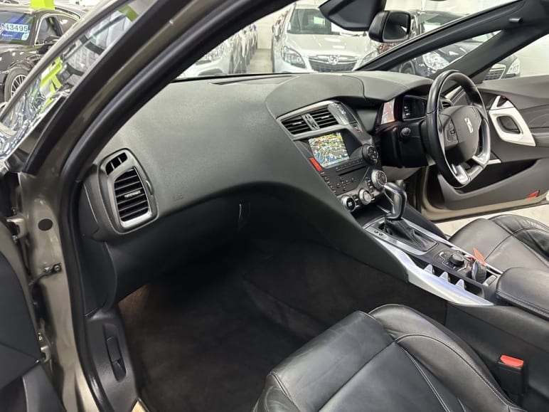 2.0 HDi DSport Hatchback 5dr Diesel Auto Euro 5 (1