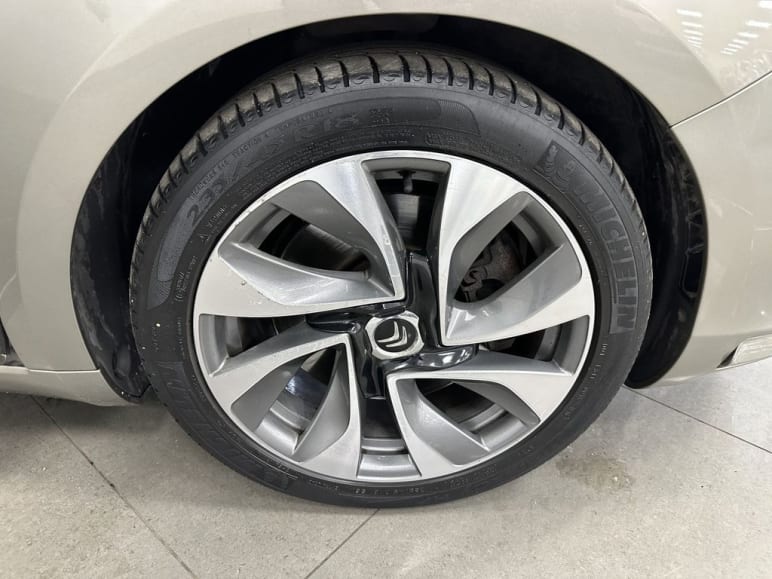 2.0 HDi DSport Hatchback 5dr Diesel Auto Euro 5 (1