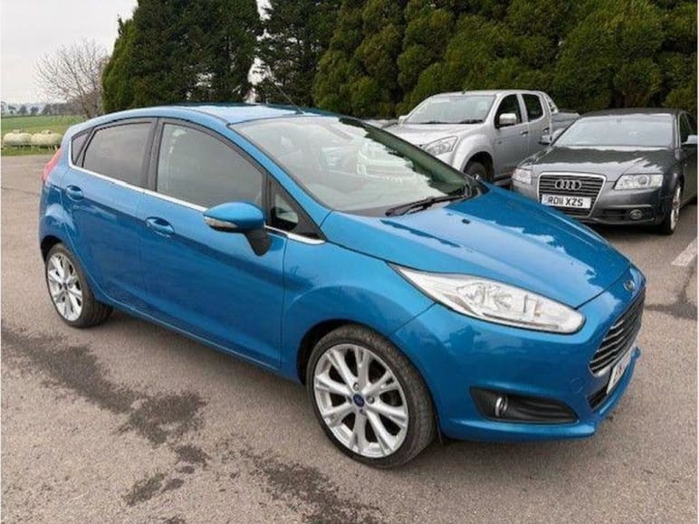 FORD FIESTA