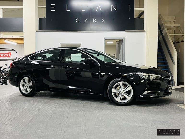 VAUXHALL INSIGNIA