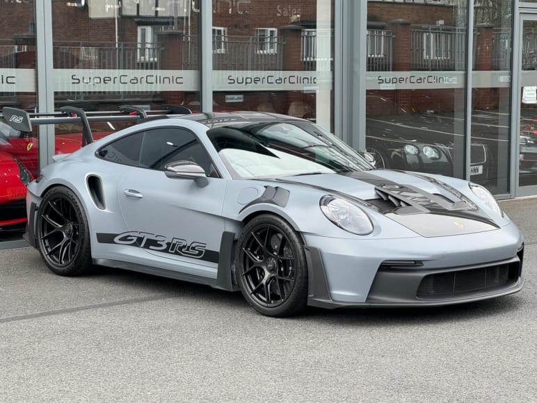 PORSCHE 911