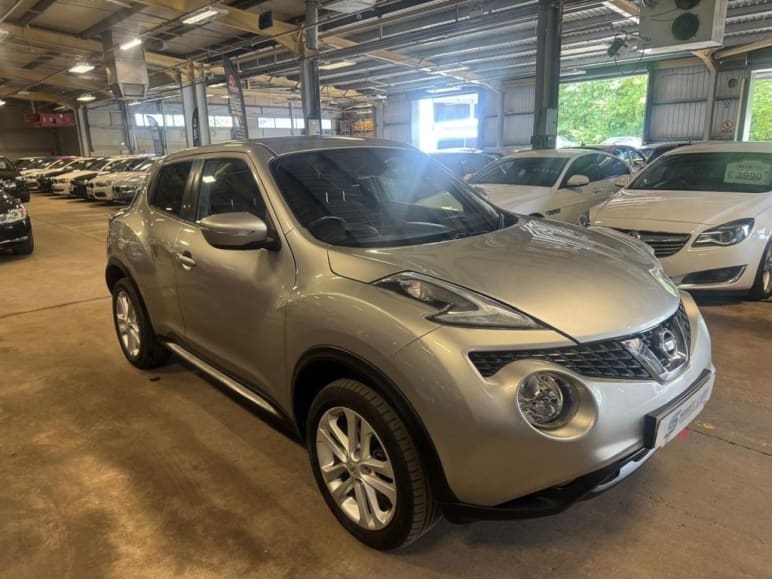 NISSAN JUKE