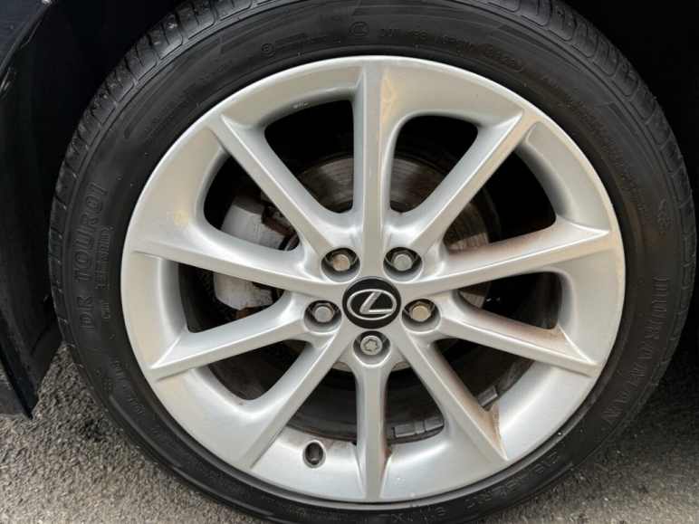 1.8 200h Advance Hatchback 5dr Petrol Hybrid CVT E