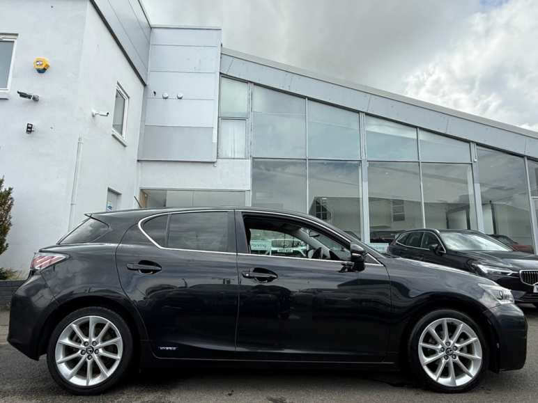 1.8 200h Advance Hatchback 5dr Petrol Hybrid CVT E