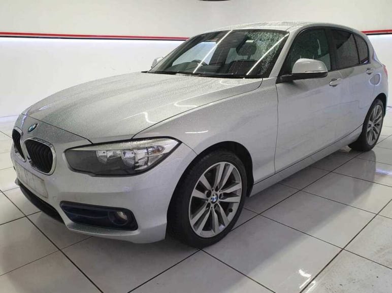 BMW 1 SERIES