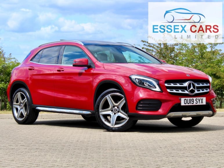 MERCEDES-BENZ Gla