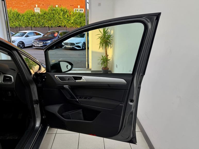 1.4 TSI BlueMotion Tech SE DSG Euro 6 (s/s) 5dr