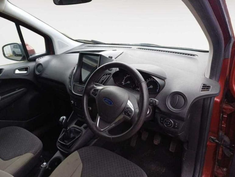 1.0 EcoBoost Zetec MPV 5dr