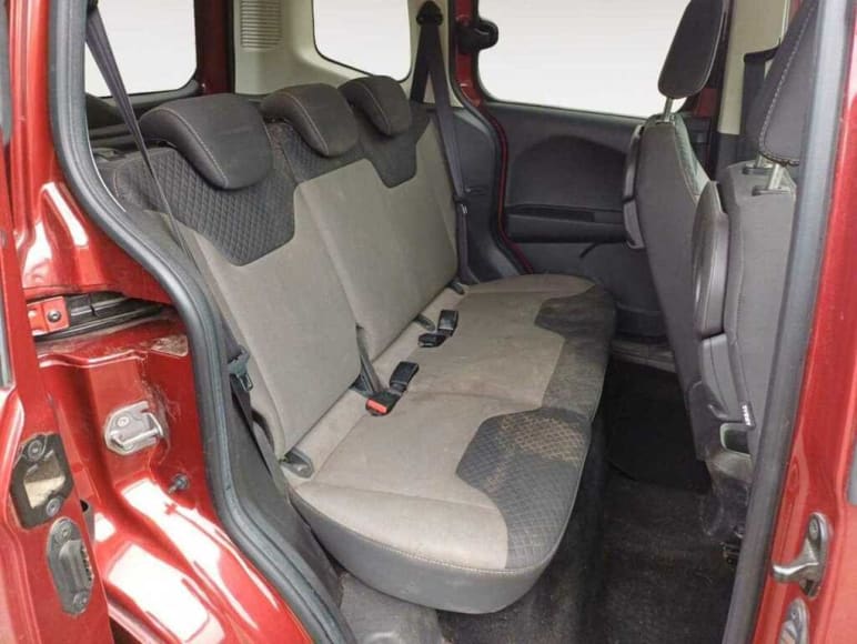 1.0 EcoBoost Zetec MPV 5dr