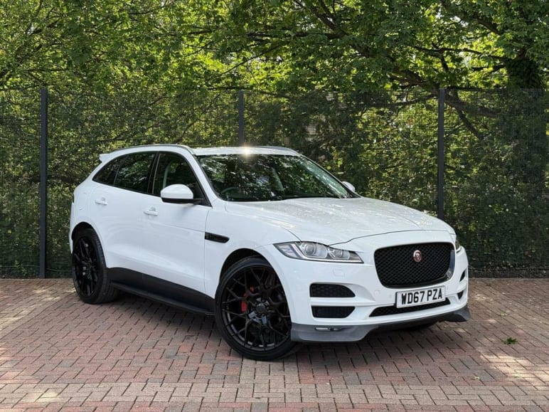 JAGUAR F-PACE