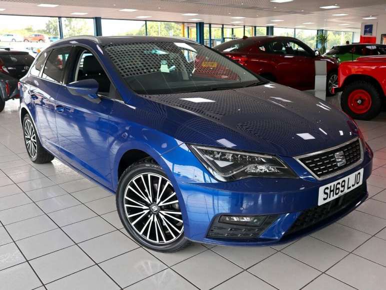 SEAT LEON