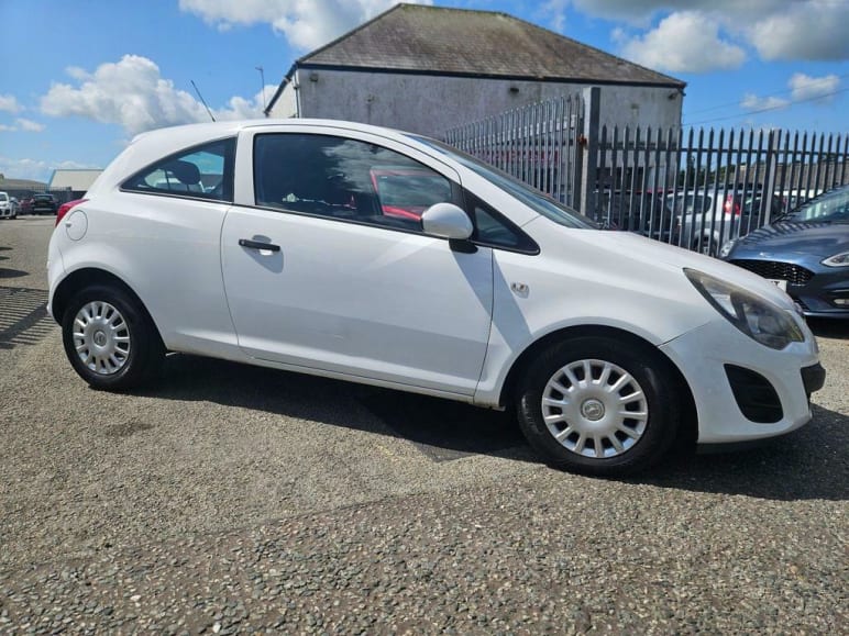 VAUXHALL CORSA