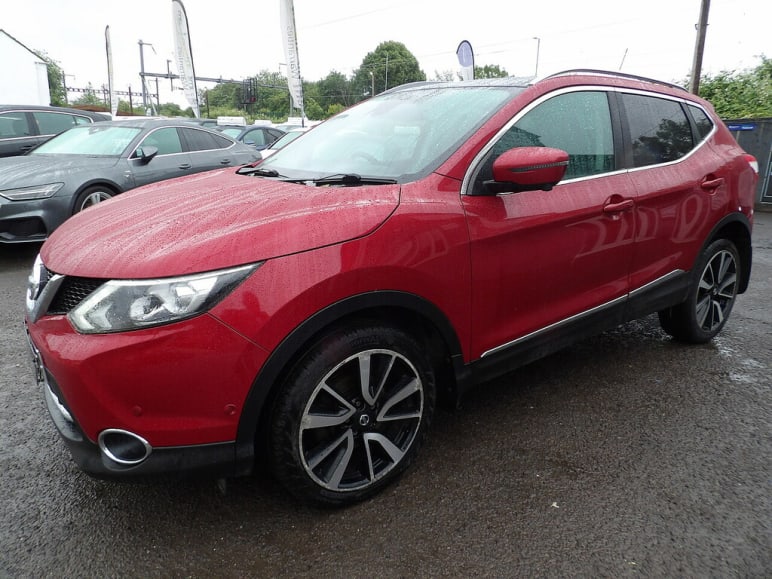 NISSAN QASHQAI