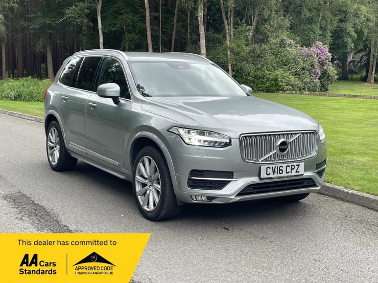 VOLVO XC90