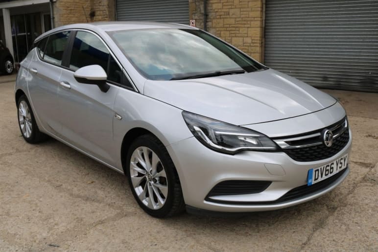 VAUXHALL ASTRA