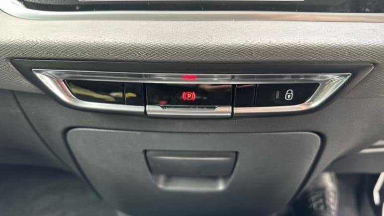 1.5 BlueHDi 130 Sense 5dr