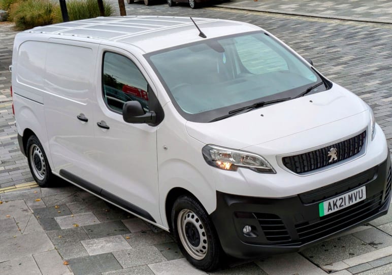 e 1000 50kWh Professional