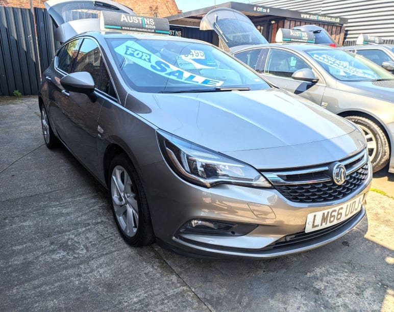 VAUXHALL ASTRA