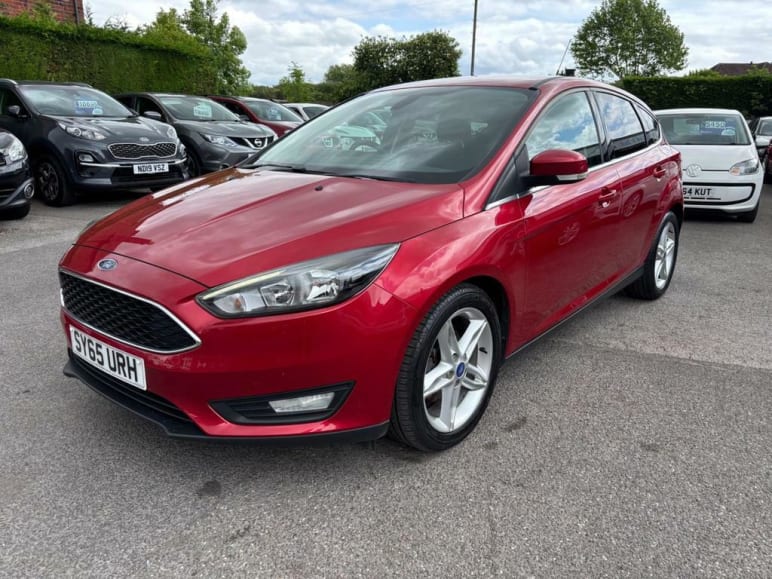FORD FOCUS