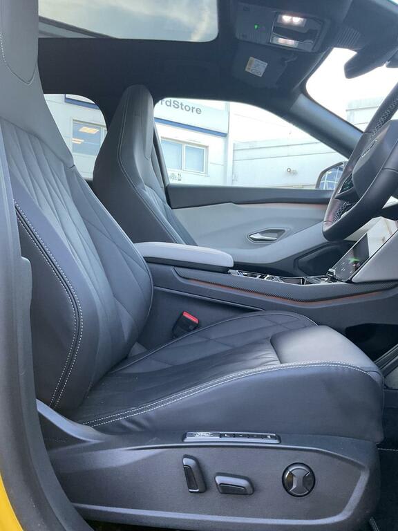 250kW Premium 79kWh AWD 5dr Auto