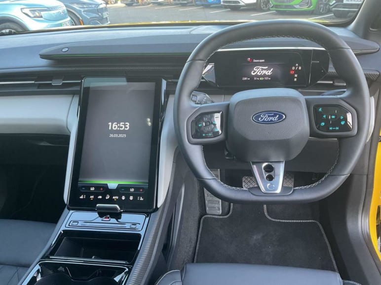250kW Premium 79kWh AWD 5dr Auto
