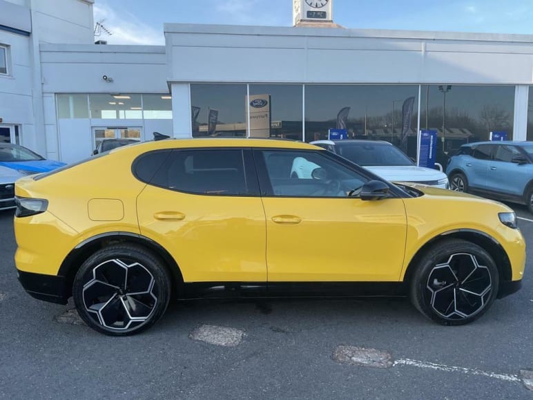 250kW Premium 79kWh AWD 5dr Auto