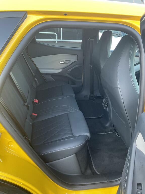 250kW Premium 79kWh AWD 5dr Auto