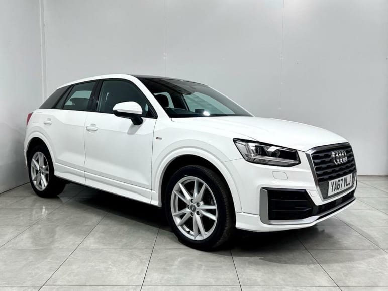 AUDI Q2