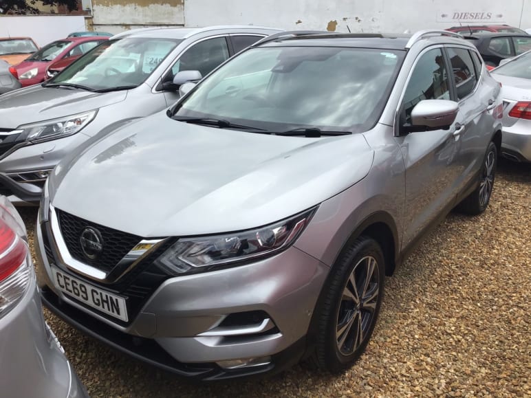 NISSAN QASHQAI