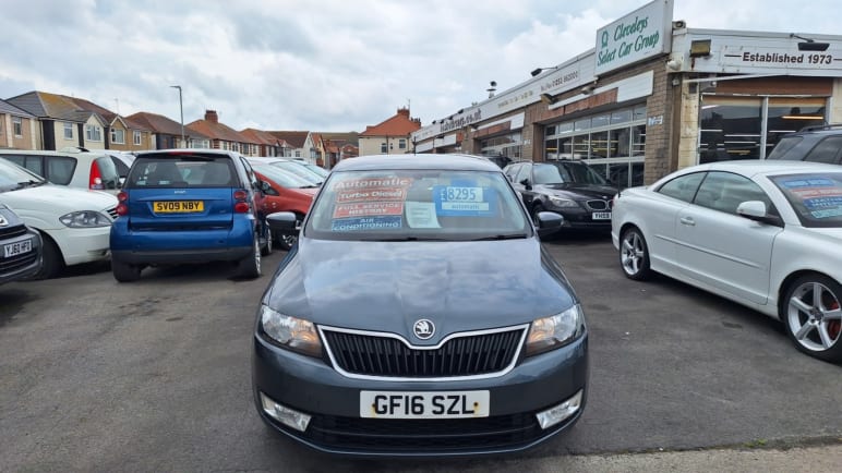 SKODA RAPID SPACEBACK