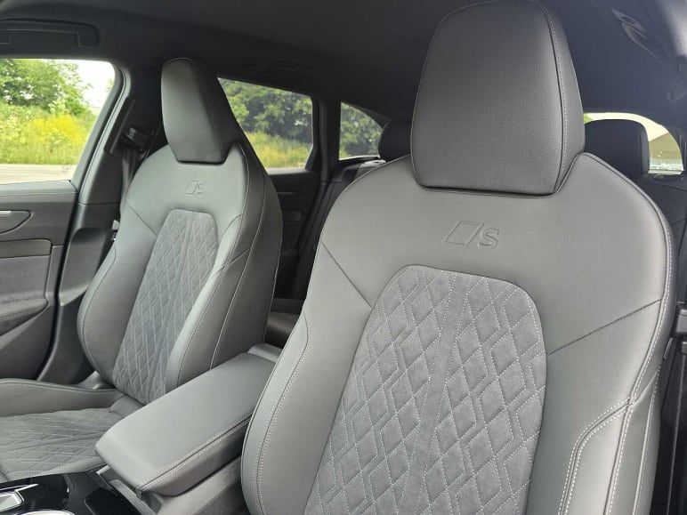 Avant Launch Edition TDI quattro 204 PS S tronic