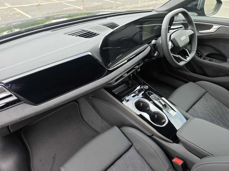 Avant Launch Edition TDI quattro 204 PS S tronic
