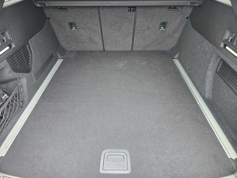 Avant Launch Edition TDI quattro 204 PS S tronic