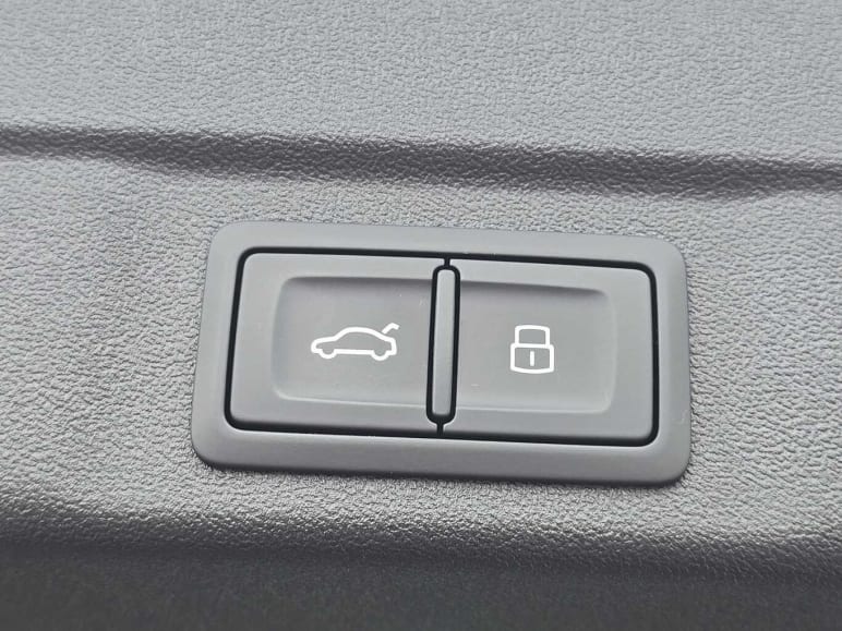 Avant Launch Edition TDI quattro 204 PS S tronic