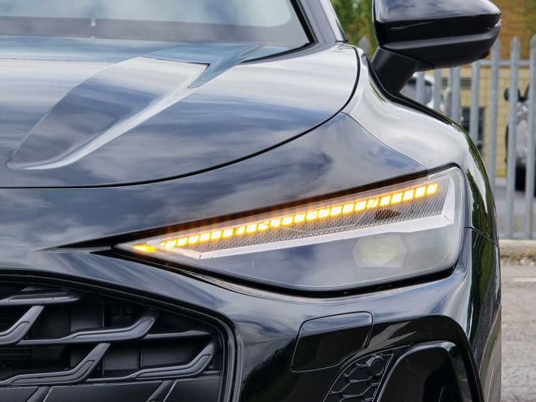 Avant Launch Edition TDI quattro 204 PS S tronic
