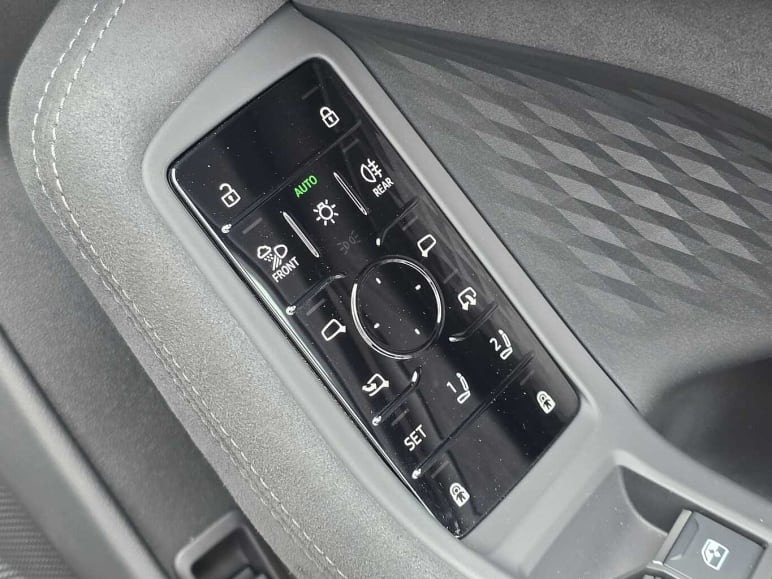 Avant Launch Edition TDI quattro 204 PS S tronic