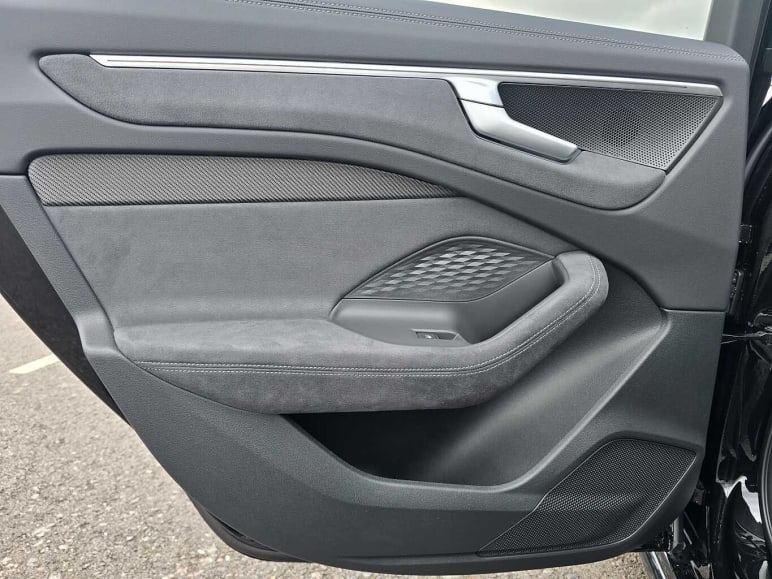 Avant Launch Edition TDI quattro 204 PS S tronic