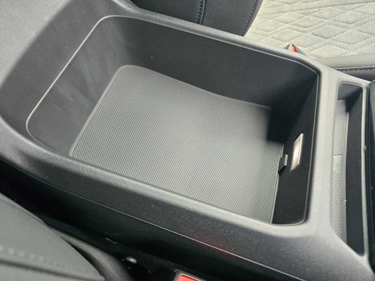 Avant Launch Edition TDI quattro 204 PS S tronic