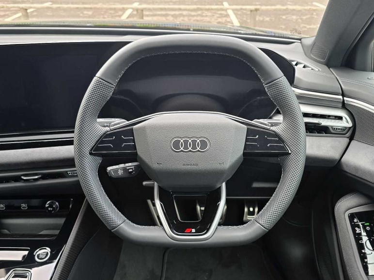 Avant Launch Edition TDI quattro 204 PS S tronic