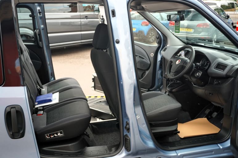 EASY, Disabled, Wheelchair Accessible Vehicle, WAV.