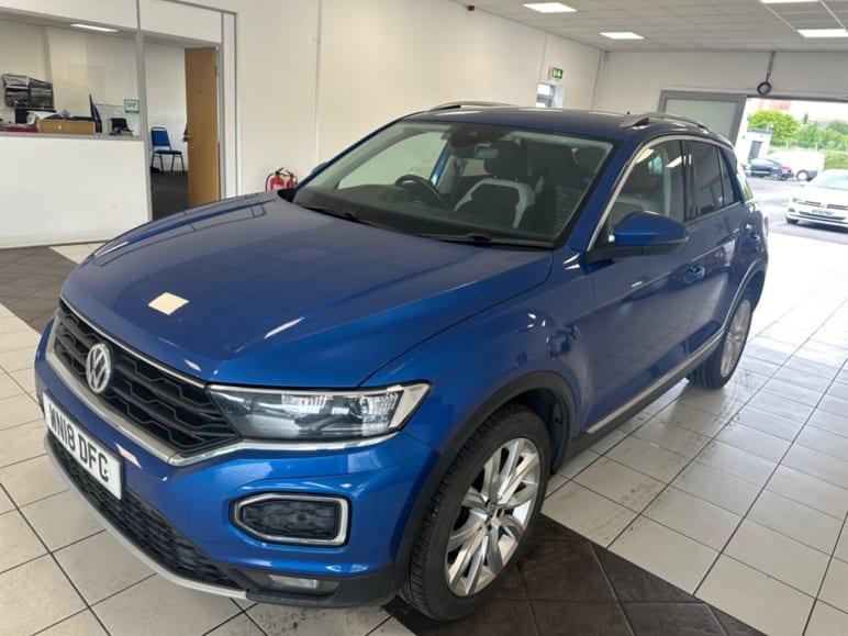 VOLKSWAGEN T-ROC