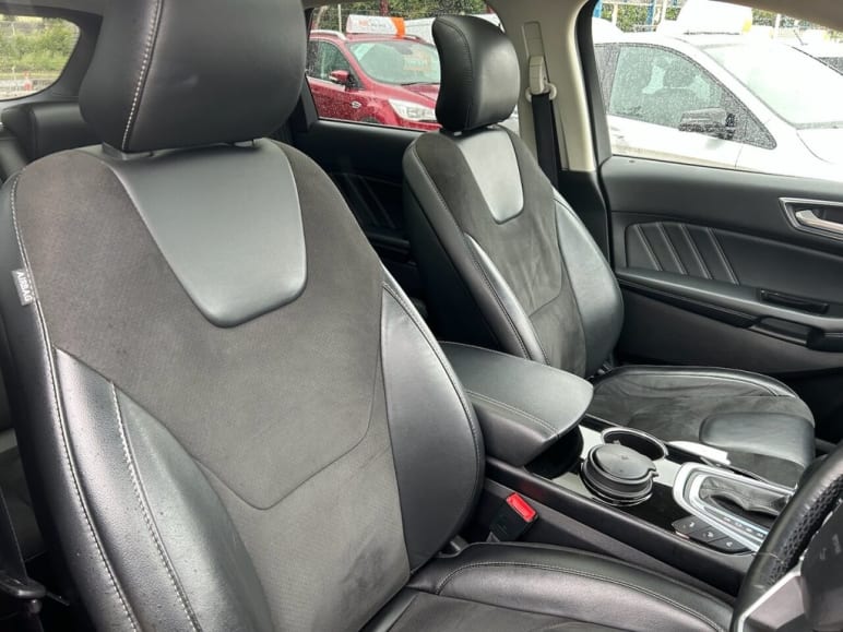 2.0 TDCI 210 ST-LINE AUTOMATIC AWD 5dr EURO 6