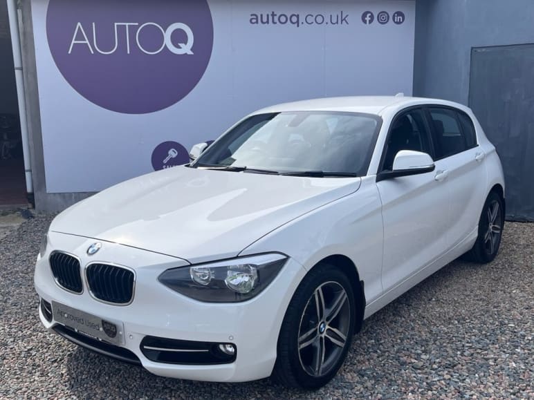BMW 1 SERIES