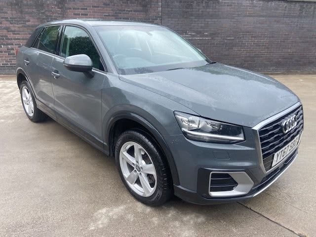 AUDI Q2