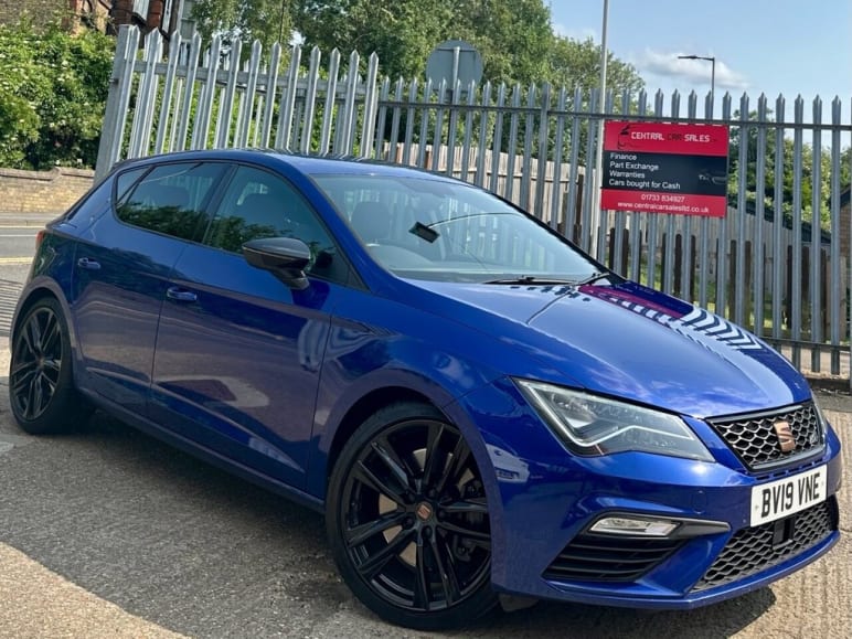 SEAT LEON